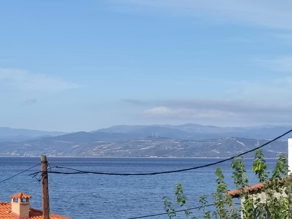 Ξενώνας Φωτεινη Урануполі Екстер'єр фото
